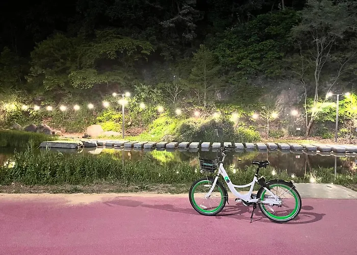 ホステル Bueno Day - Between Hongdae & Palace Gyeongbokgung 외국인도시민박업 한국인예약금지 ソウル特別市